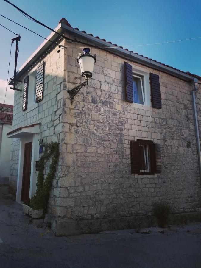 Apartmán Stone House Slatine Exteriér fotografie